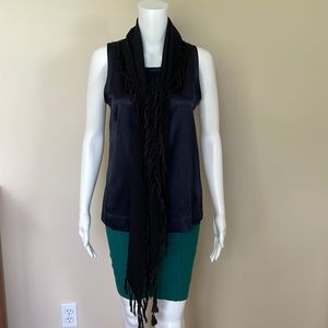Theiry Silk Sleeveless Top with attached scarf. Sz small.